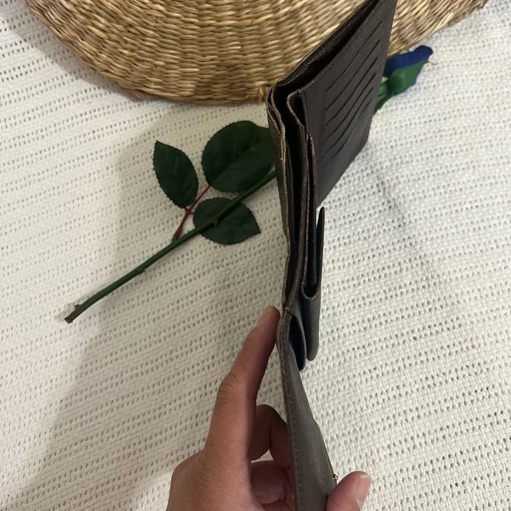 Louis Vuitton Trifold Wallet in signature Damier Ebene